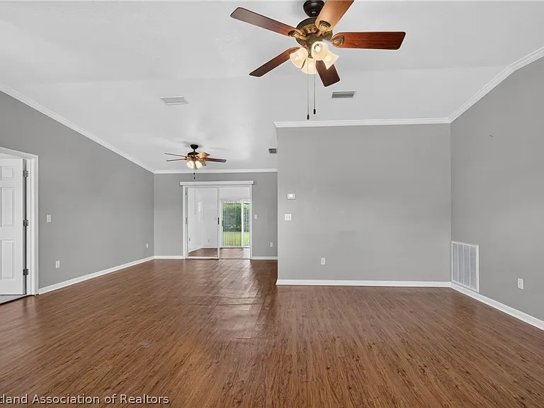 3205 Monza Dr — Photo 7