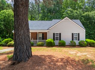 637 Westbrook Ln, Clayton, NC 27520