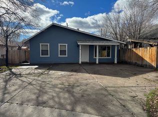 16 Santa Paula St, Susanville, CA 96130