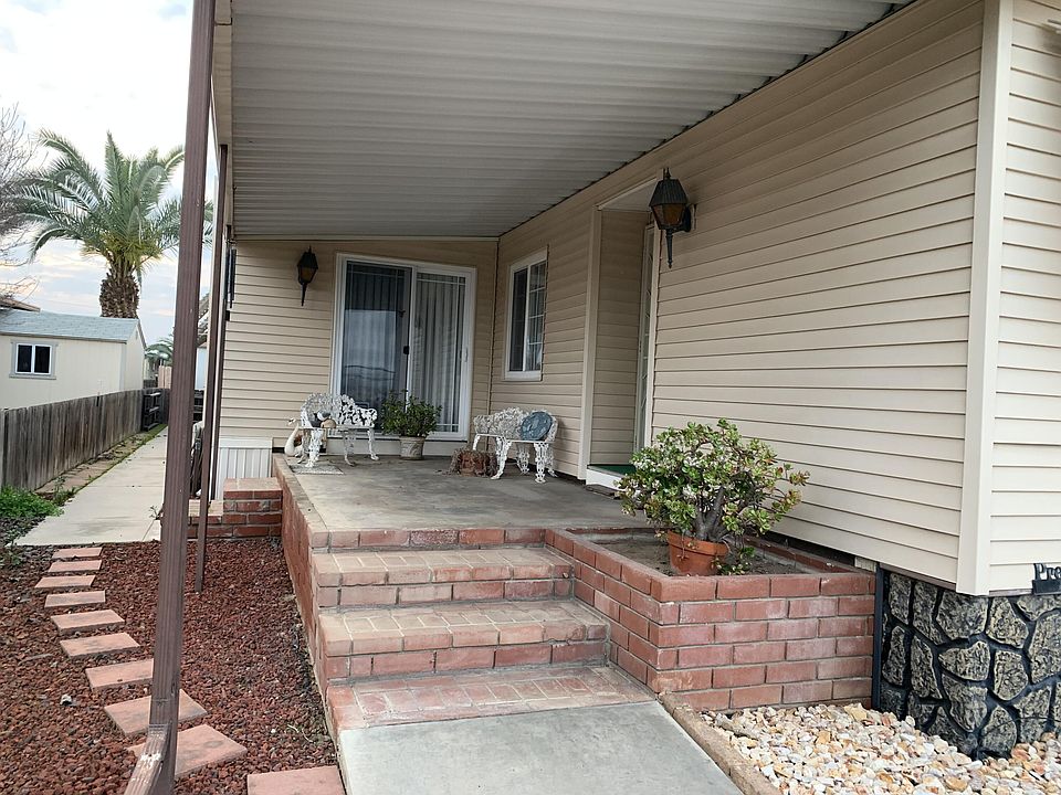 2nd image of 2627 W Midvalley Ave #121