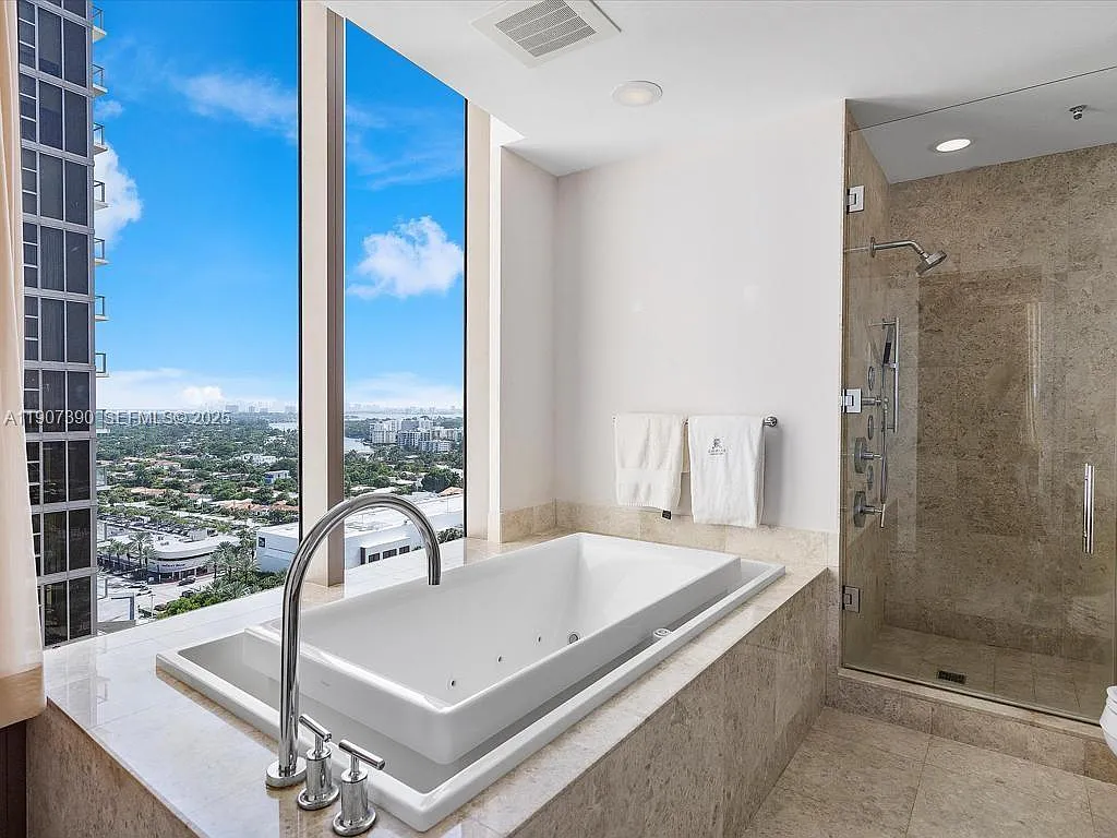2 bed, 1685 sqft, $23,000 — Photo 4