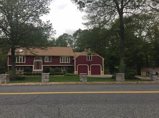 55 Maple St, Milford, MA 01757