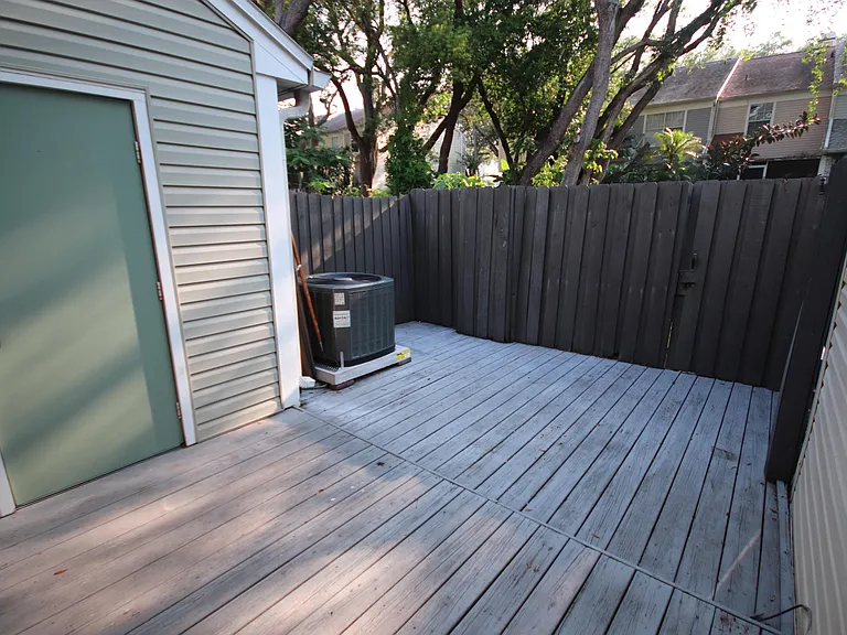 11328 Stratton Park Dr — Photo 19