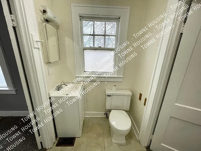 640 Magee Ave #1 — Photo 19