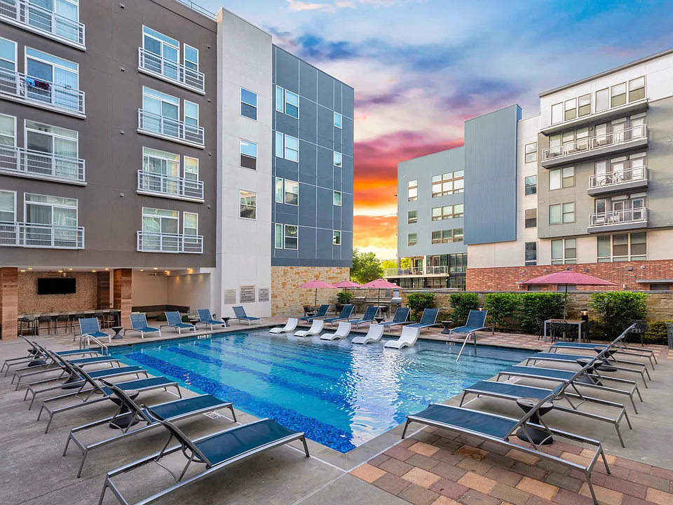 MAA South Lamar