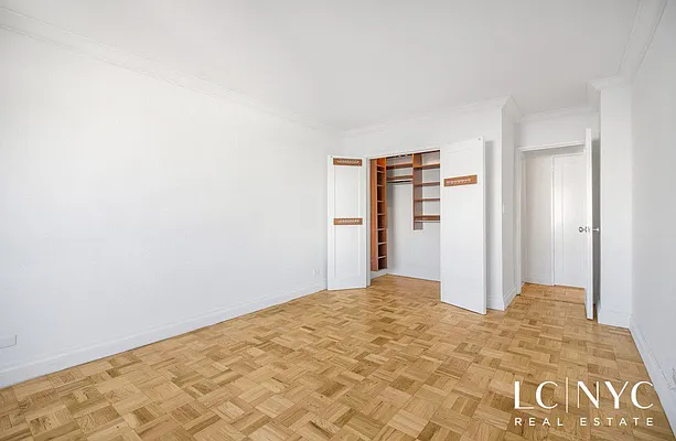 Rented by Keller Williams NYC | media 18