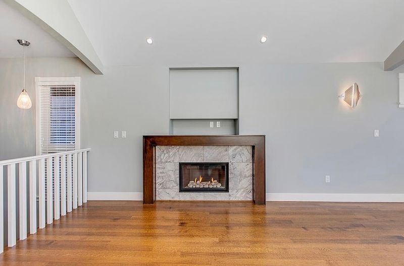 Vancouver House for rent - 1 Bedroom — photo 3