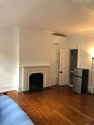 2nd image of 136 Willow St #2F