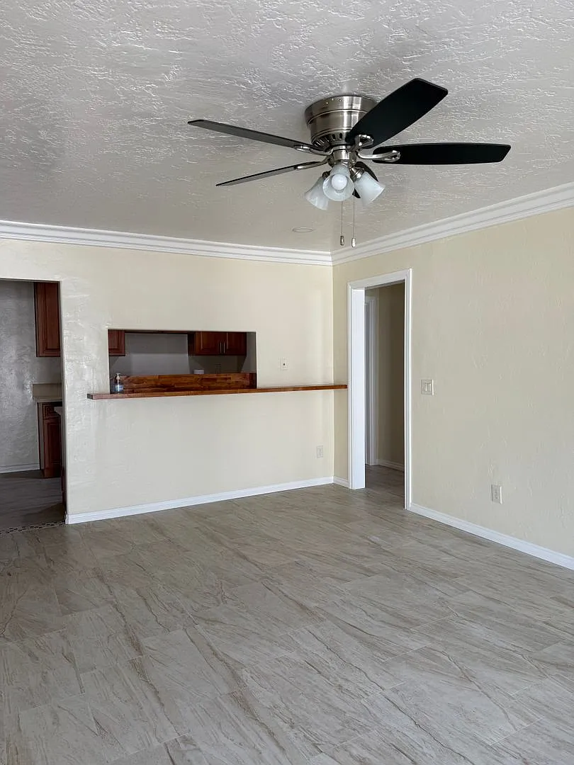 Crescent Apt. — Photo 2