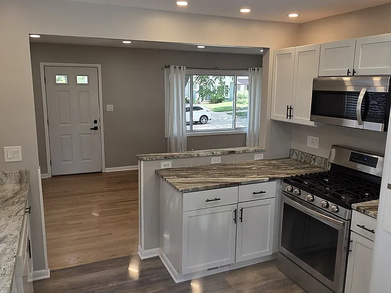 9322 W Mount Vernon Ave — Photo 9