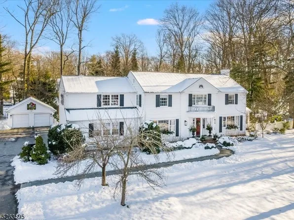 121 Devon Rd, Essex Fells Twp., NJ 07021