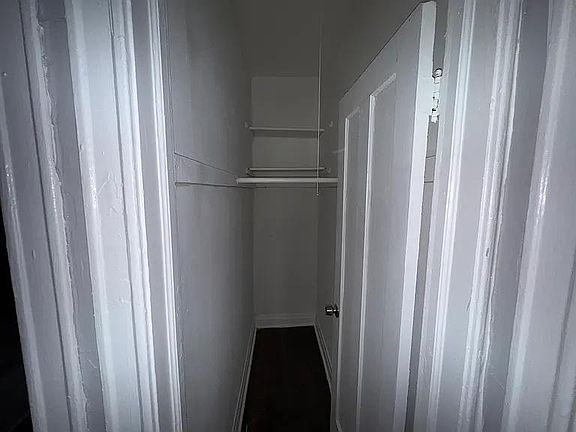 4th image of 2666 E 77th St #1
