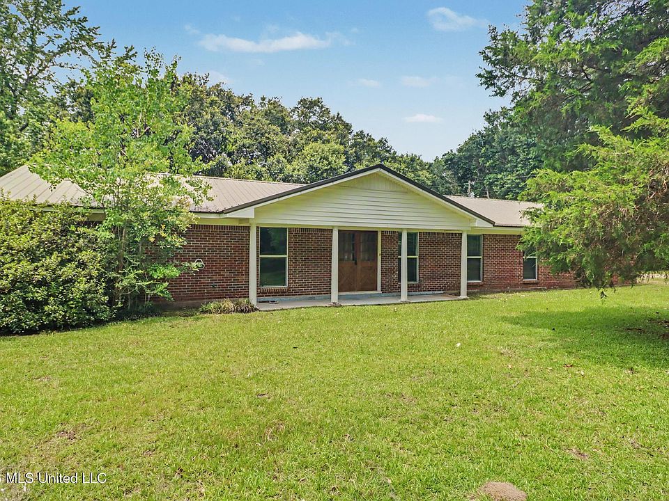 1st image of 2500 Mamie Ln