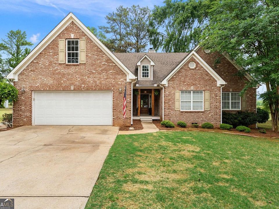 1st image of 12 Grapevine Way NE