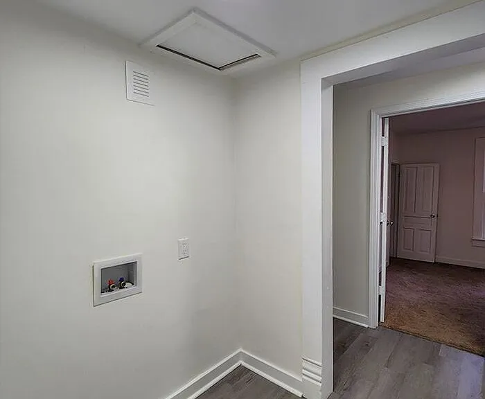 650 Harris St NW — Photo 16