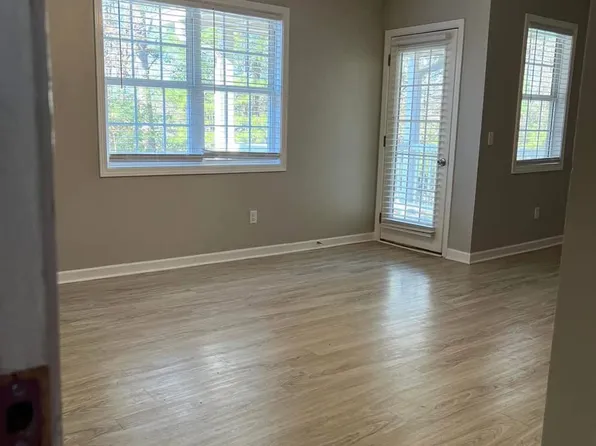 117 Waterford Dr, Calhoun, GA 30701