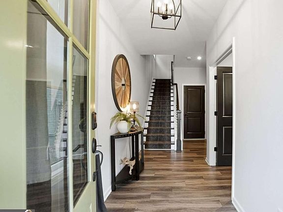 4th image of 6610 Cortland Walk