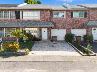 4140 NW 8th Ln, Deerfield Beach, FL 33064