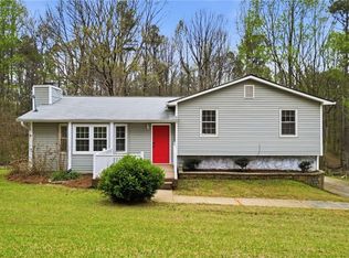 68 Hidden Branches Dr, Carrollton, GA 30116
