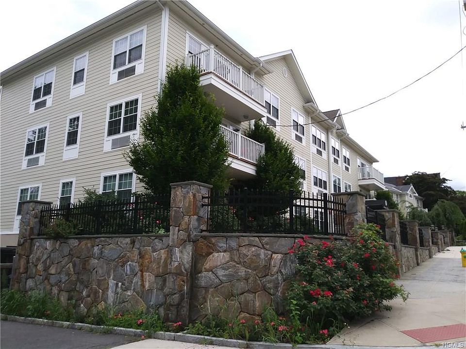 1st image of 18 Harmon St