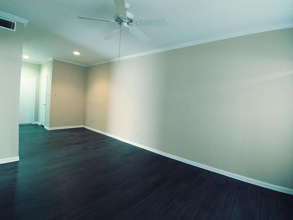1st image of 9009 Braesmont Dr #20