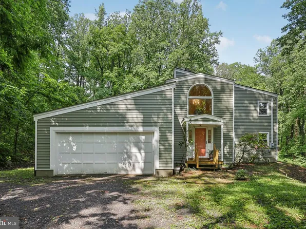 28 Cliff Rd, Front Royal, VA 22630