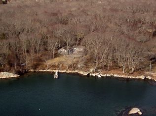 233 Cove Point Rd W, Charlestown, RI 02813