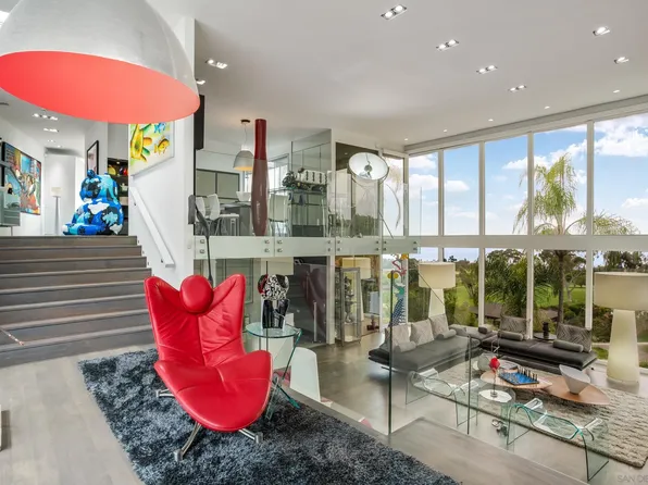 7116 Country Club Dr, La Jolla, CA 92037