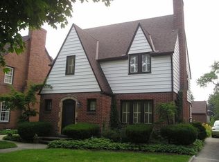 2580 Fenwick Rd, University Heights, OH 44118