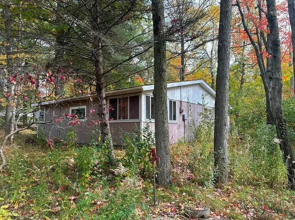 4994 Glenwood Dr, Harrison, MI 48625