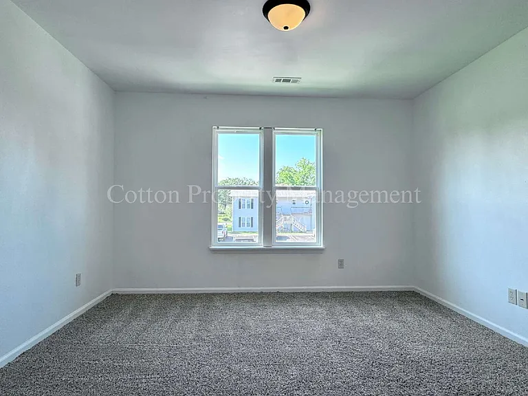 315 S Dudley St #16 — Photo 15
