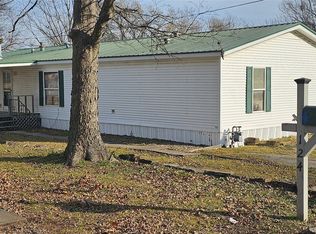 124 W Lucille Ave, Nowata, OK 74048