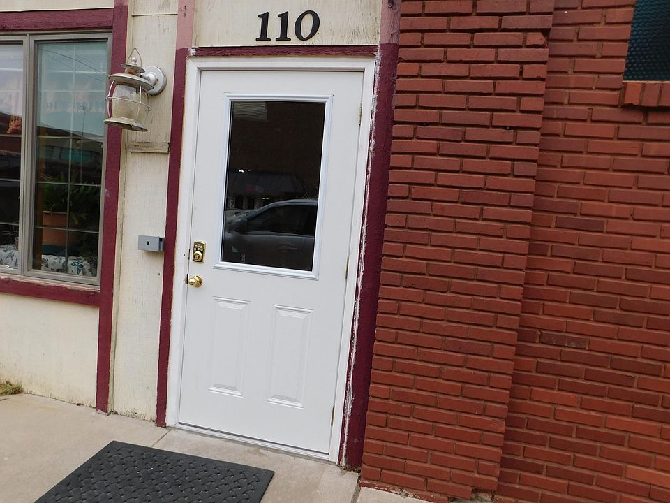 110 W Pine Ave 2, El Dorado, KS 67042 Zillow