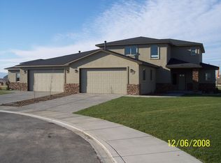 2407 Delle Celle Dr, Richland, WA 99354