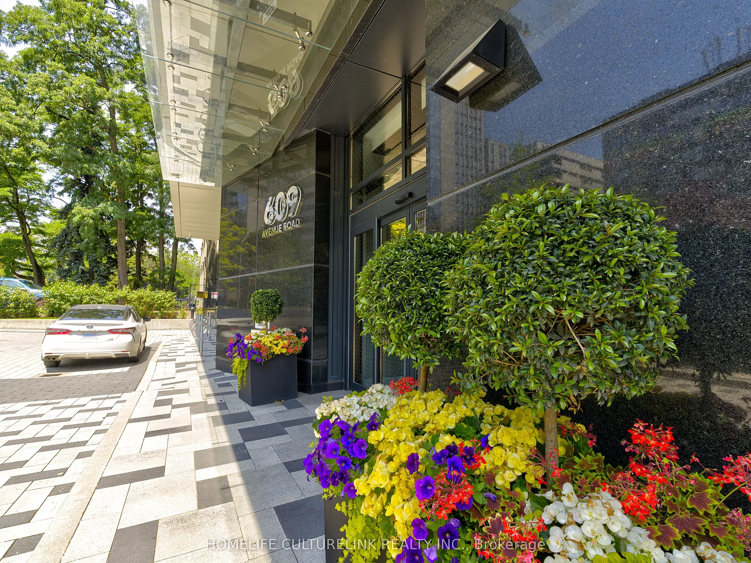 2 bed, $3,880 — Photo 2