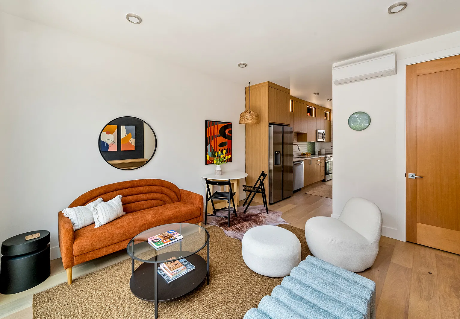 2 bed, 1.5 bath, 792 sqft, $2,495 — Photo 4
