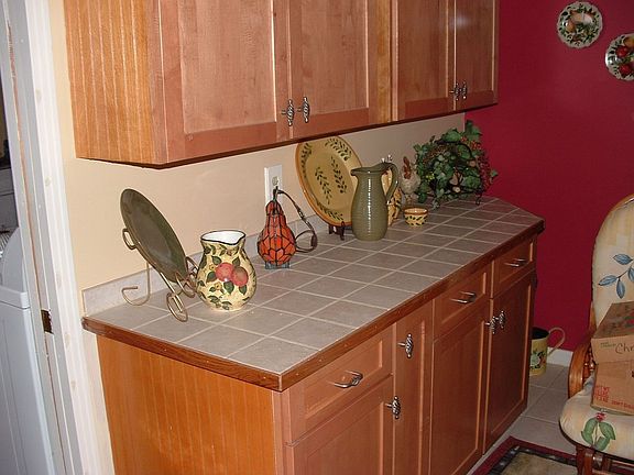 kitchen tile counter
