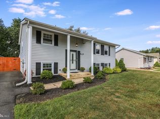 5 Broadfield Dr, Newark, DE 19713