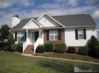 621 Asheby Woods Rd, Kernersville, NC 27284