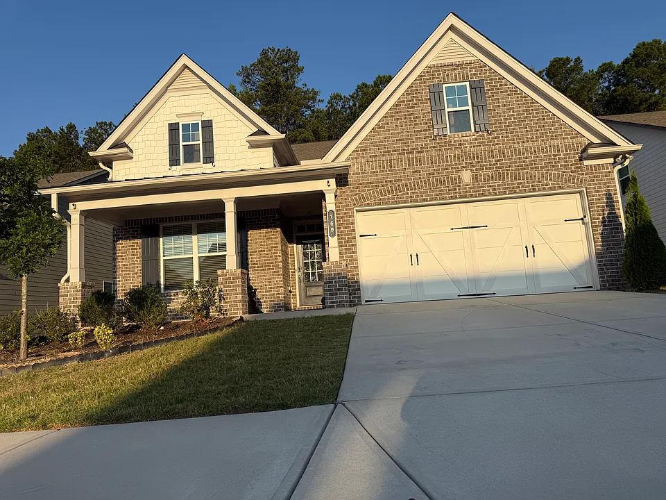 160 Amherst Way