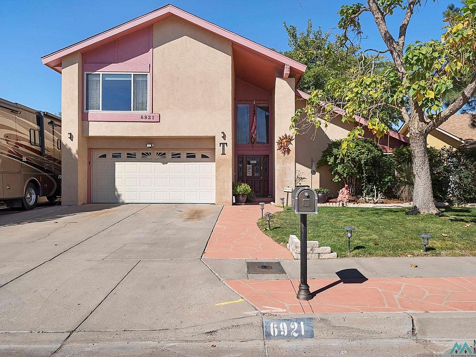 1st image of 6921 Vivian Dr NE