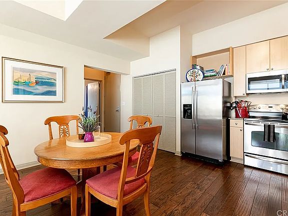 4th image of 388 E Ocean Blvd Unit 1508