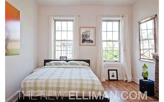 Sold by Douglas Elliman | media 8