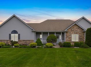 4150 N Sheldon Rd, Churubusco, IN 46723