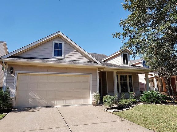 3rd image of 1210 Autumn Village Dr