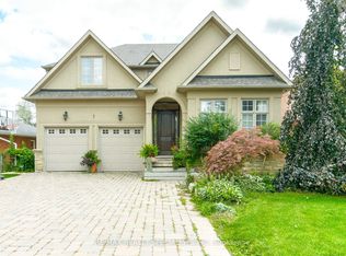 7 Scott Dr, Richmond Hill, ON L4C 6V5