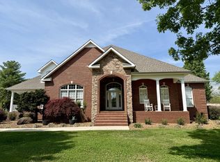 323 Ridgecrest Dr, Winchester, TN 37398
