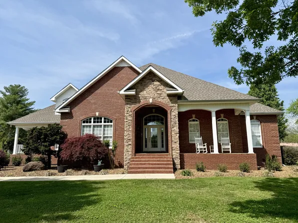 323 Ridgecrest Dr, Winchester, TN 37398