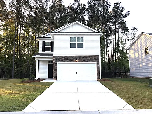 146 Blackstone Dr Photo 1
