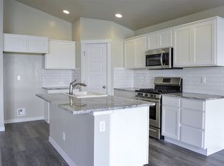 150 N Sevenoaks Ave, Eagle, ID 83616
